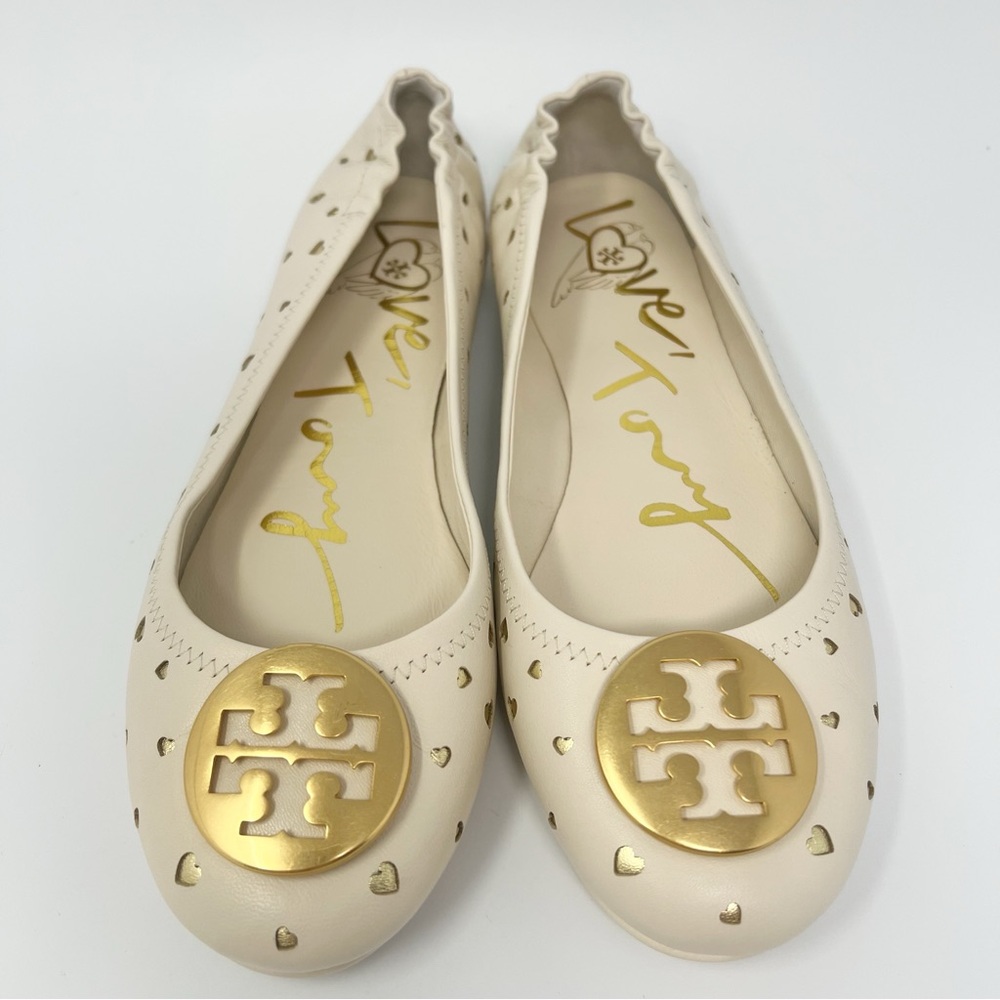 Tory Burch Minnie Heart Ballet Flats
Size 7.5 NEW! - Picture 4 of 8